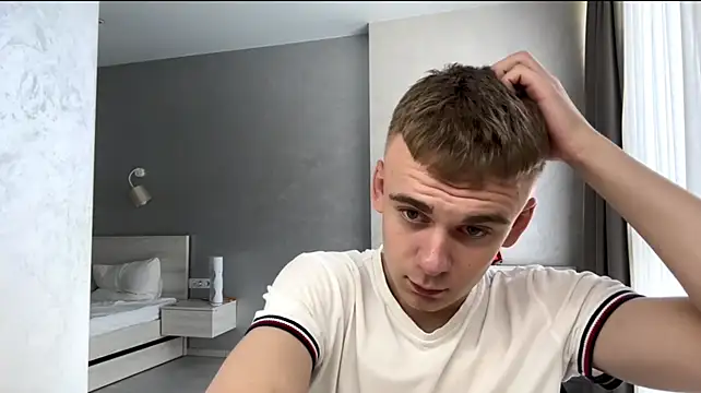 solofury (M twink) - Buy car