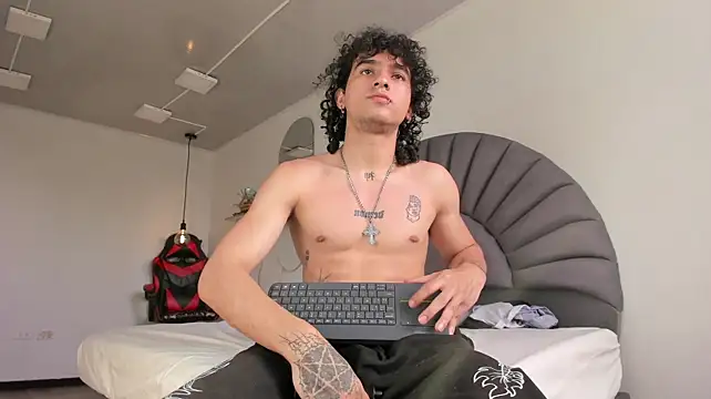 jacksavage_ (M twink) - JERK OFF 5 MIN NAKED 🍆🍆🍆