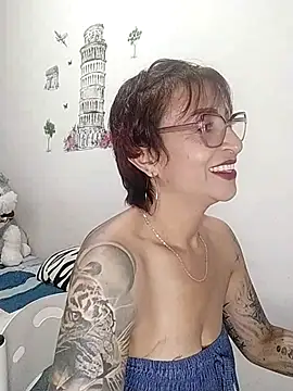 missrouge_tattoo