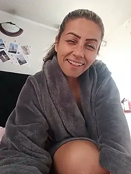 maynor_1998 live cam