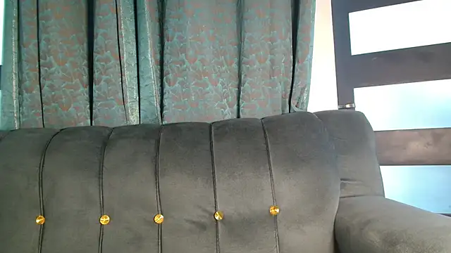 Ebony-Diva live cam on StripChat