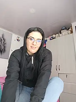 Liz_Aisha