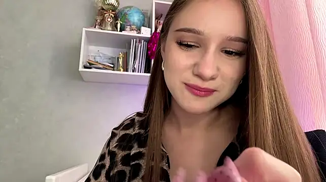 donettealaya (F teen) - Play with my belly