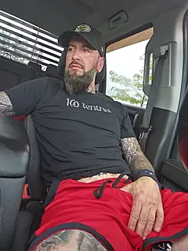 Beardedtattood webcam