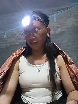 Linda-04 webcam