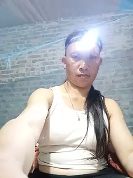 Linda-04 webcam