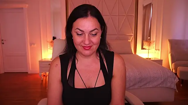 VelvetLuck webcam