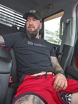 Beardedtattood webcam