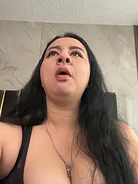 Abril_Luv webcam