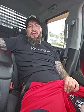 Beardedtattood webcam