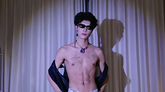 renzeng (M twink) - 换一个性感蕾丝三角内裤并展示舞蹈
