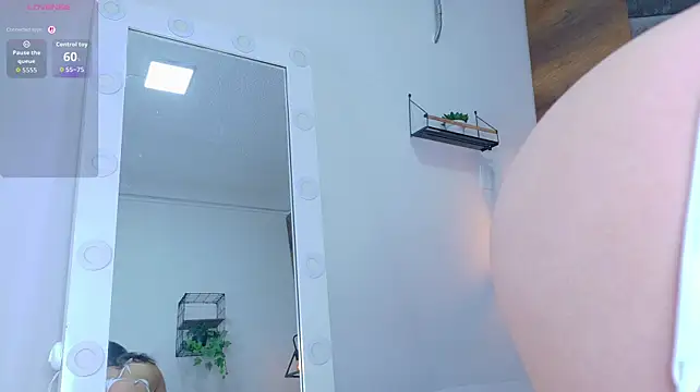 AnnieRouse__ webcam