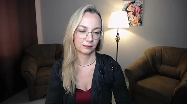 Ava_Elior webcam