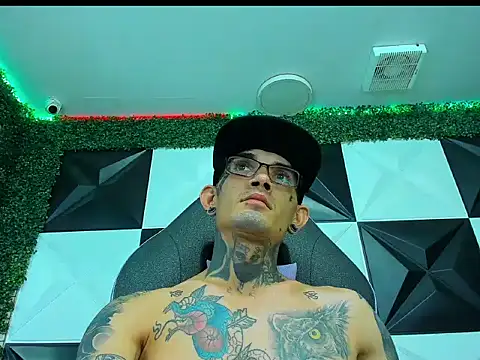 Boy_tatto77 webcam