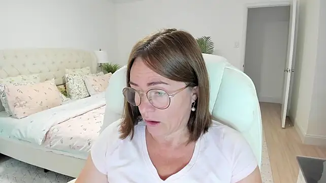 Vika73 webcam