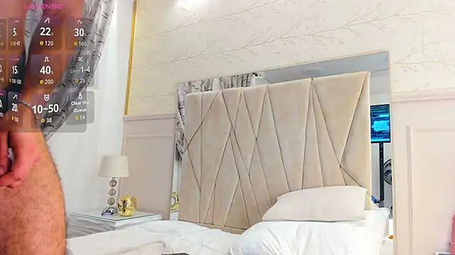 Adrien_Monteiro live cam on StripChat
