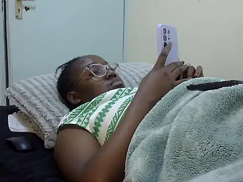 Sexy-suzy webcam