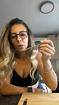 SukyGirl webcam