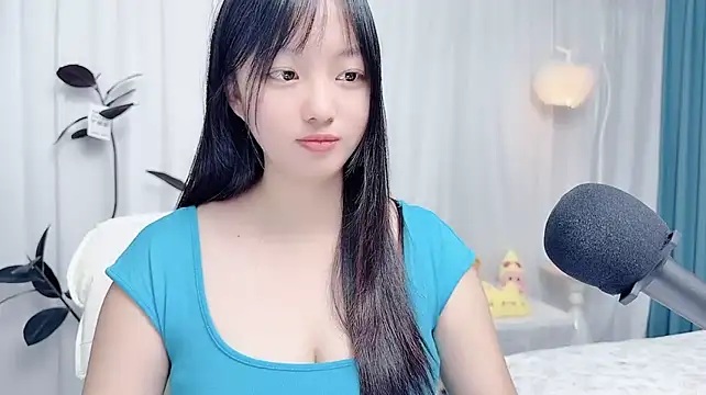 Winnie666999 webcam