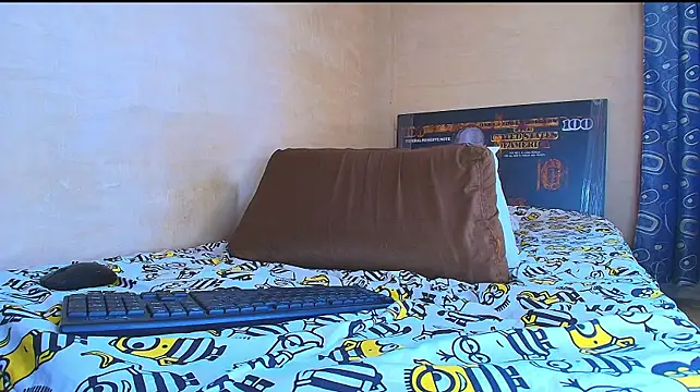 Thomass00 live cam preview