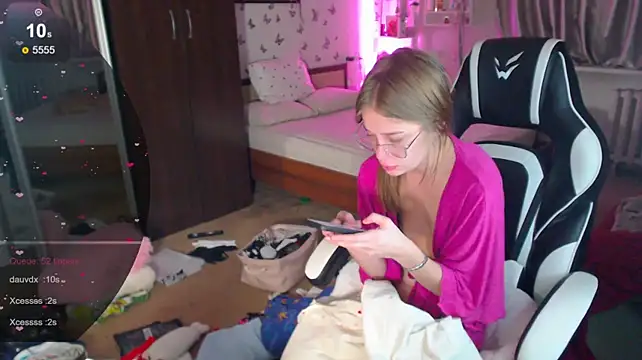 Kira_honeyy live cam preview