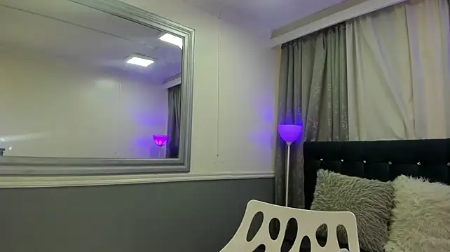 CataleyaReed webcam