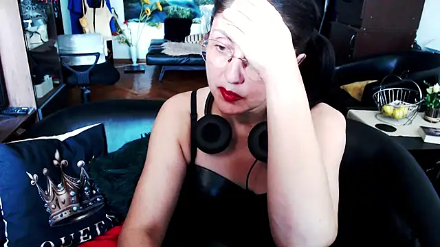 Imperatriza live cam on StripChat