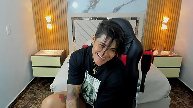 KAROLLJONES1 Porn