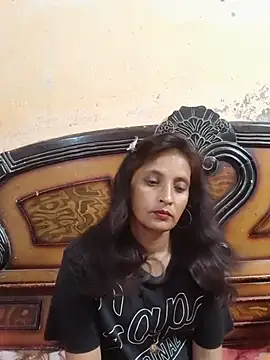 queen-ranee live cam on StripChat