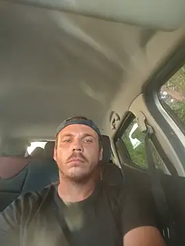 WadedGuzzling webcam