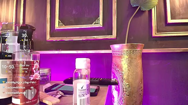 alexa_cruz__ webcam