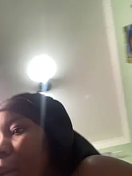 MiyaXo2 webcam