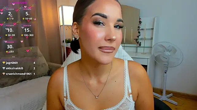 LaylaSunshinee webcam