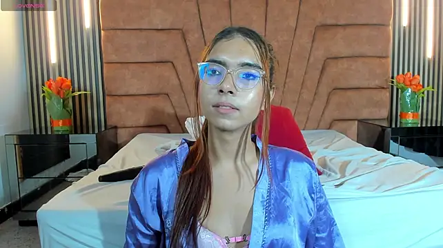 sara_saaennz (T young) - cum 2 times  and domi control )5 minutes