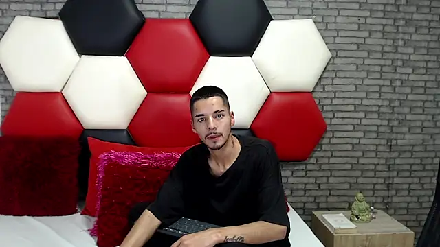 Thristan05 webcam