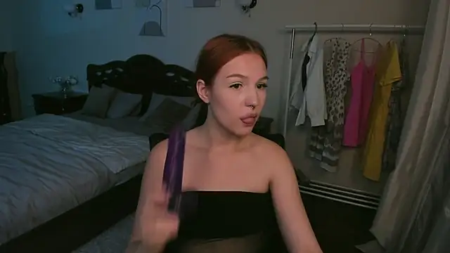 JulyCute webcam