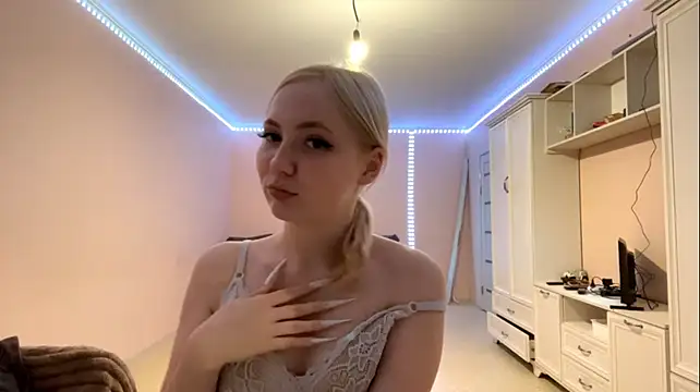 AnnitaNumga webcam