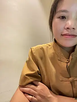 Bella_7777 webcam