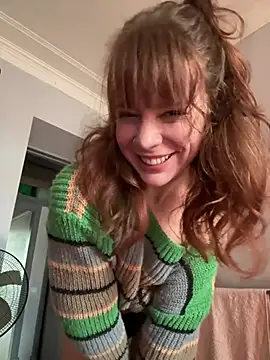 oopsfoxy (F young) - 🌹 Completely naked