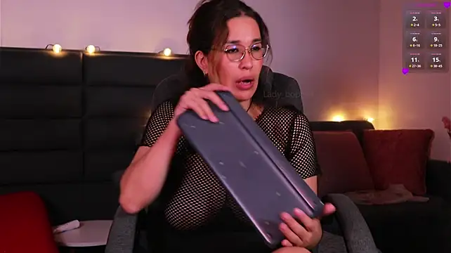 kathieandpovcock1 webcam
