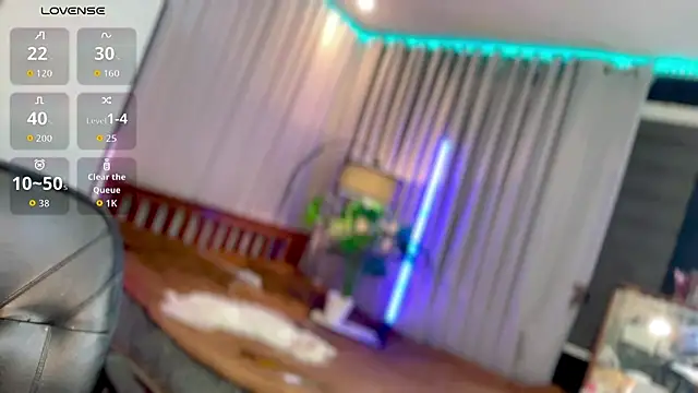 Midnight_Cravingsts webcam