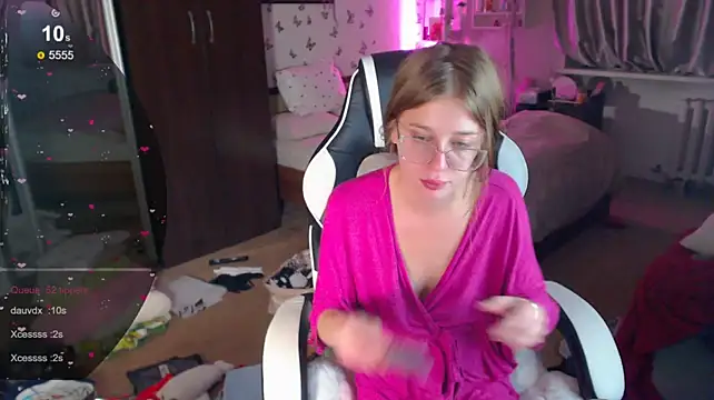 Kira_honeyy webcam