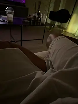 Mike69F webcam