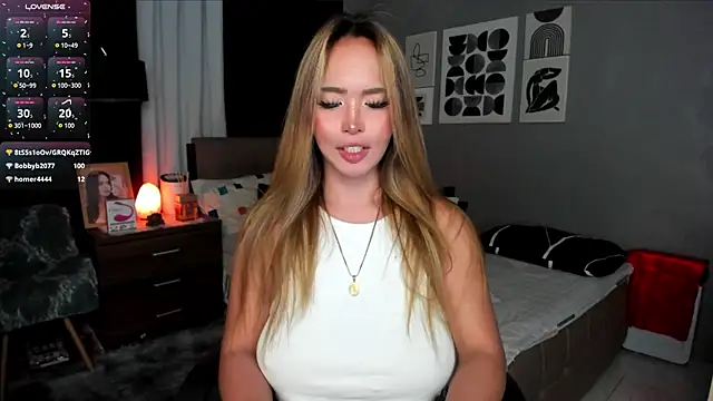 NastyH0tBABEx live cam on StripChat