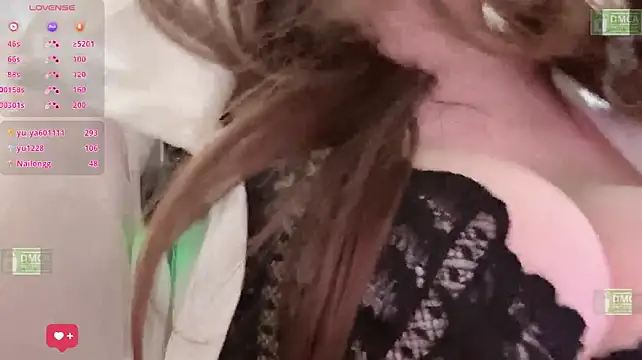 Yoyo_520 live cam preview