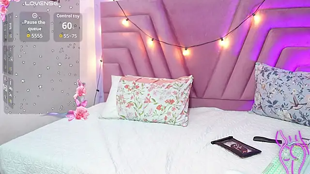 hornybarelylegalgirl