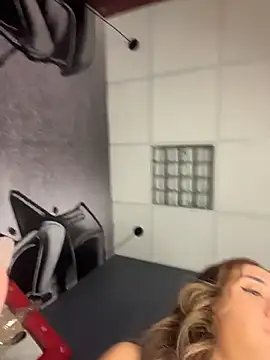 SinSirenXXX live sex cam