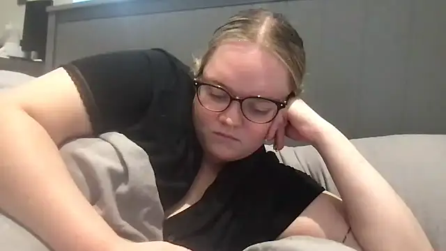 honeyyy24 webcam