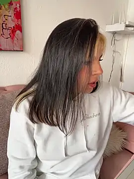 LilyCarter_Pinkk webcam