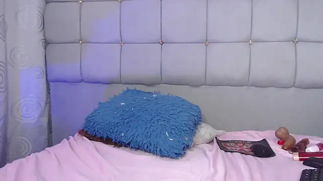 charlotte_brawn webcam